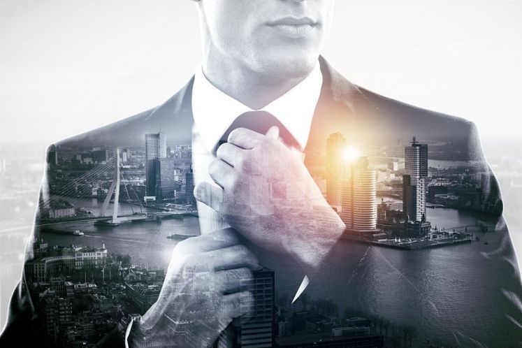 不良資產(chǎn)投資機(jī)構(gòu)是否應(yīng)該自建處置團(tuán)隊(duì)?